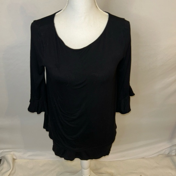 White‎ House Black Market Black Ruffled 3/4 Sleeve Blouse - Picture 2 of 6